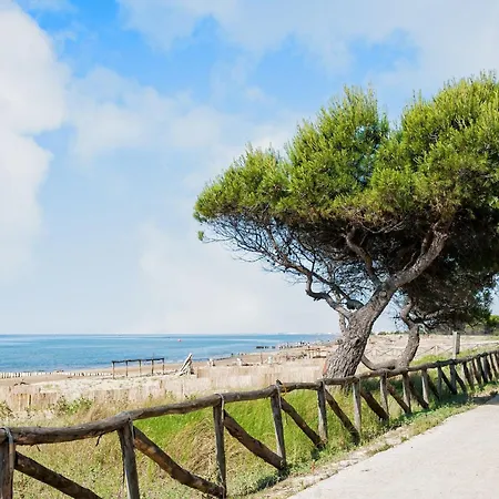Cozy Close To The Apartment Bibione