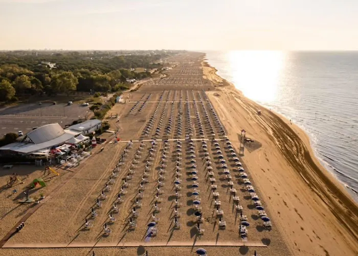 Cozy Close To The Lägenhet